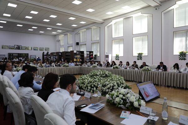 Ilmiy-amaliy konferensiya minbaridan