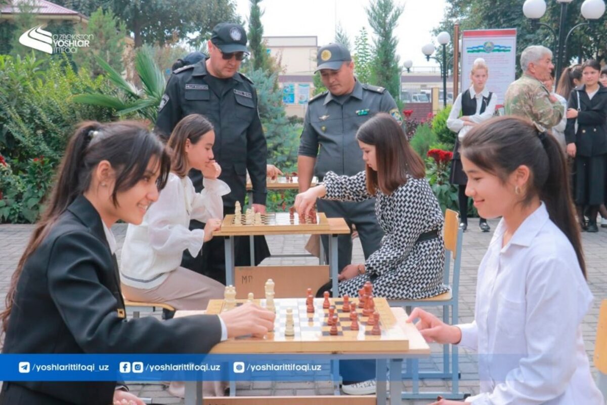 “Harbiy qismda bir kunim”: yoshlar harbiy qismda mehmonda